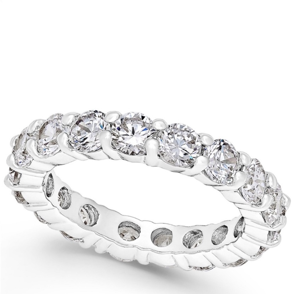 NIB Ring Cubic Zirconia and Fine Silver Plated Size 9